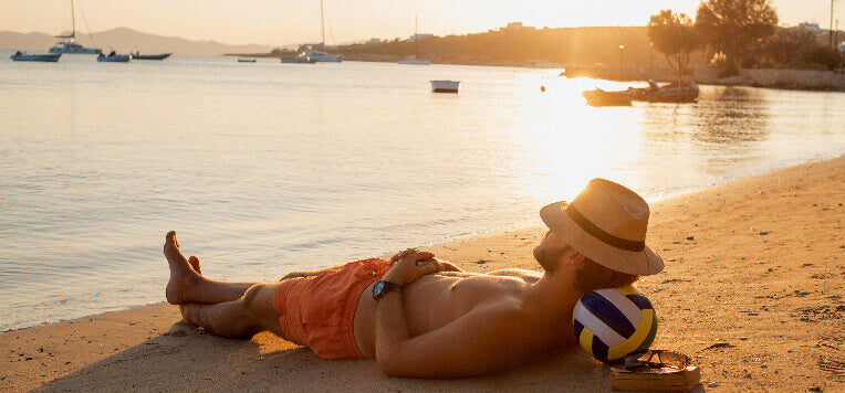 Cerchi rimedi per l'insonnia in vacanza? Ecco alcuni semplici consigli per dormire bene