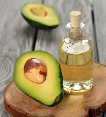 Olio di Avocado: Nutrimento per la Pelle