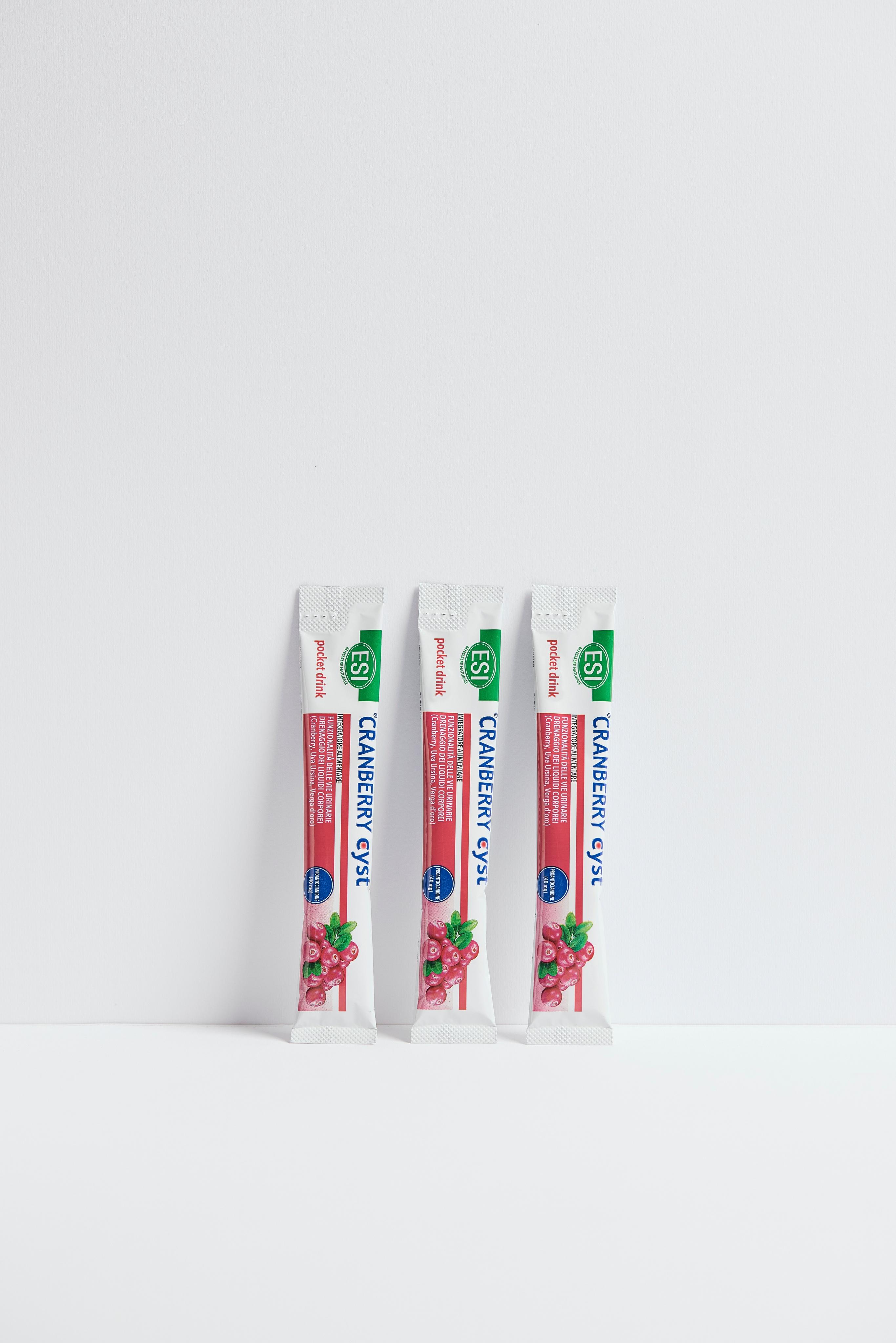 8008843009992_CranBerry Cyst_16 pocket drink_02
