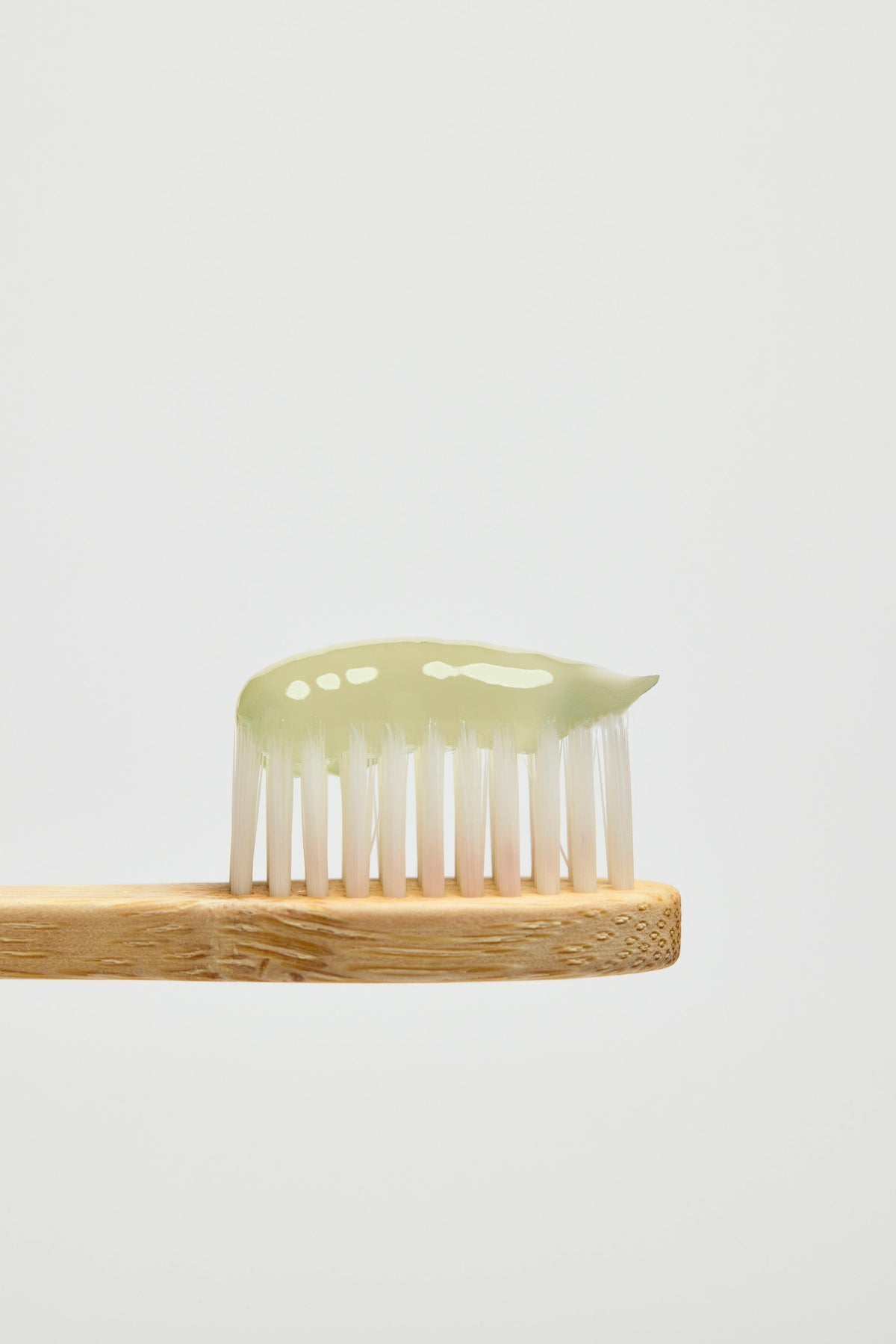 8008843134243_aloe fresh_Sensitive_100 ml_02