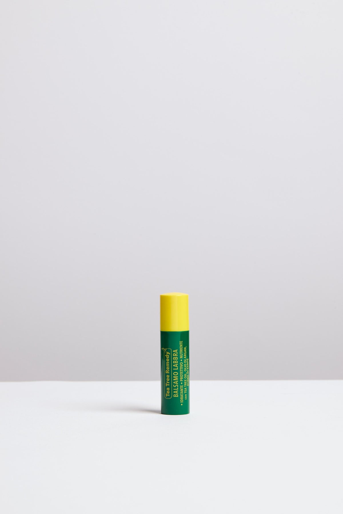 8008843010974_Tea Tree Remedy Balsamo Labbra SPf 20_01