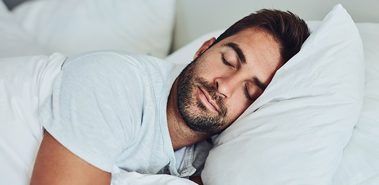 I falsi miti sul sonno: cosa fare davvero per dormire meglio ed essere riposati