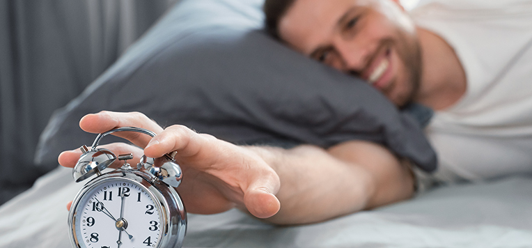 Sonno e cambio ora: rimedi naturali per dormire meglio