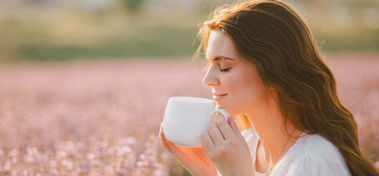 Rilassamento e benessere mentale grazie a lavanda e biancospino